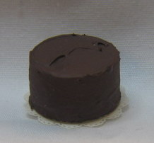 DE78B - Chocolate Layer Cake (half-inch)