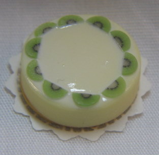 DE89B - Kiwi Cheesecake (half-inch)
