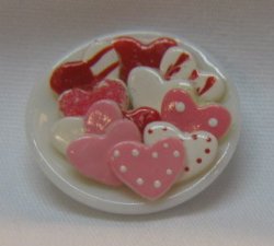 DE213A - Plate of Valentine's Day Cookies